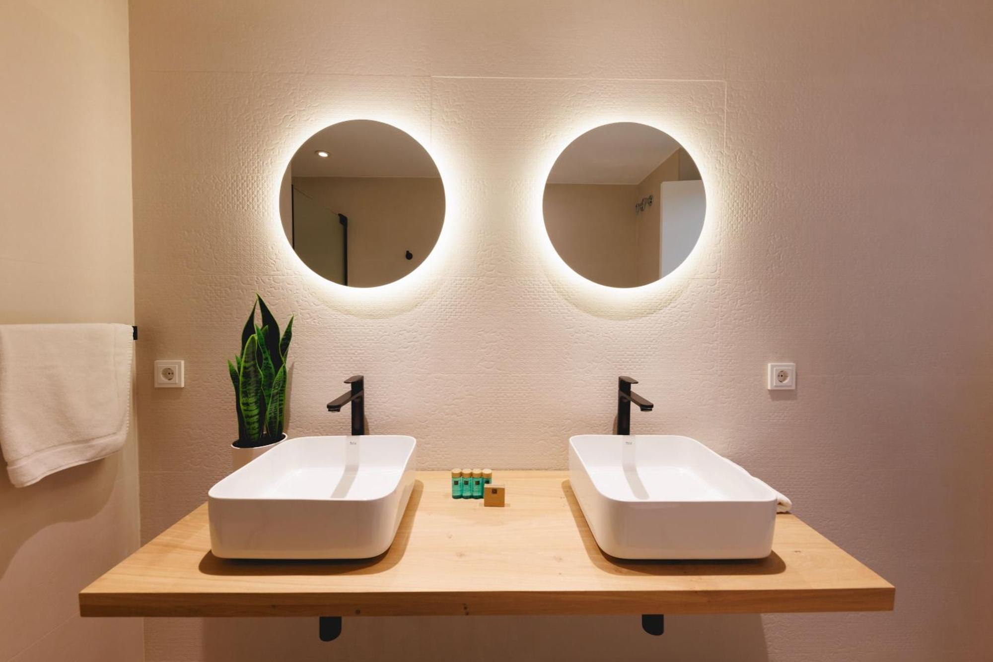 Bravissimo Cort Reial Duplex, Spacious With 3 Bedrooms Girona Luaran gambar